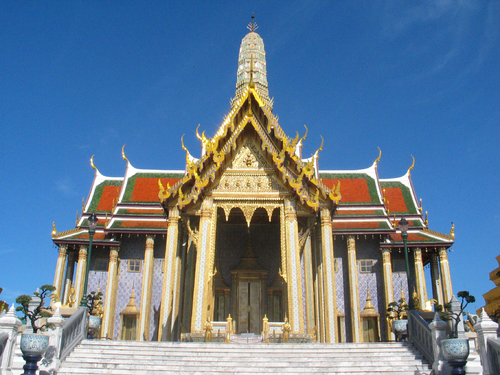 Prasat Phra Thep Bidorn