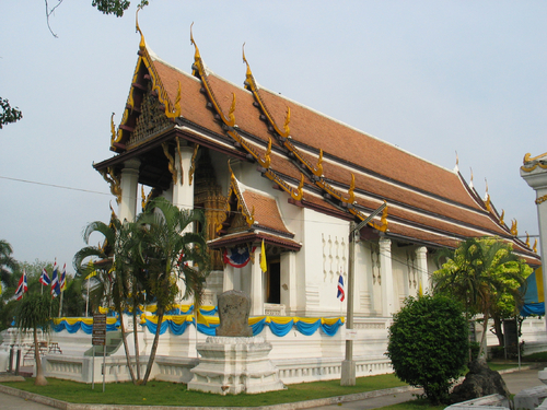 อุโบสถวัดหน้าพระเมรุ