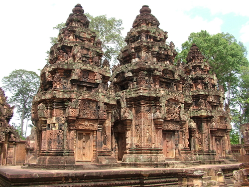 Main Tower: Prasat Banteay Srei