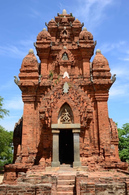 Main Tower of Po Kluang Karai