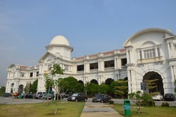 สถานีรถไฟเมืองอิโปห์