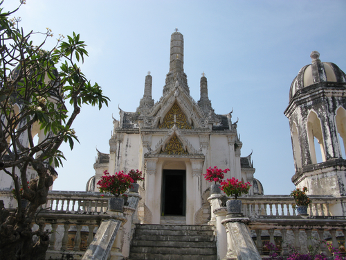 พระที่นั่งเวชยันต์วิเชียรปราสาท