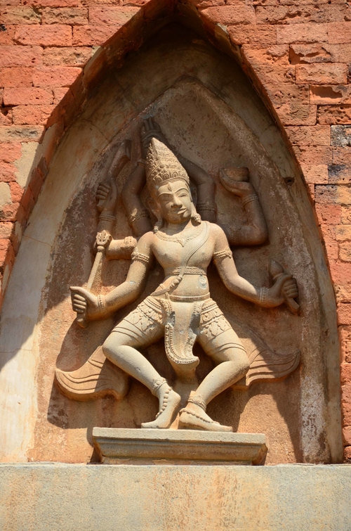 Dancing Shiva from the pediment of Po Kluang Karai